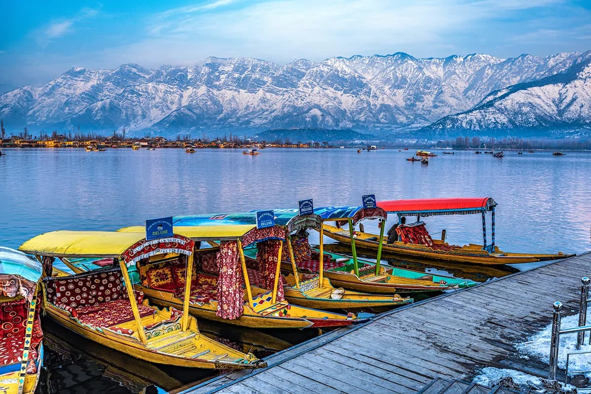Kashmir Paradise Expedition: Heaven on Earth, Tales for a Lifetime! — Kashmir- Srinagar, Gulmarg & Pahalgam